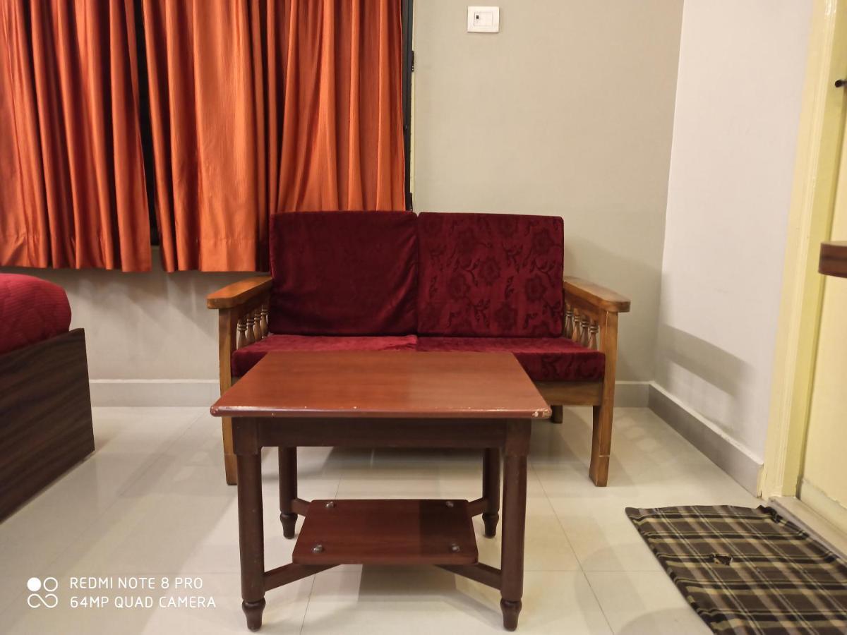 Hotel I-Way Residency Perungudi Chennai Exterior foto